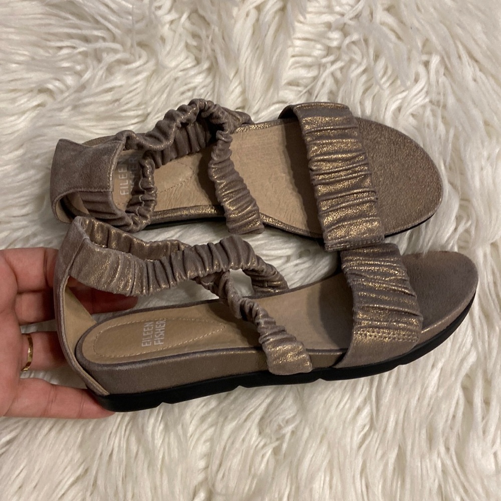 EILEEN FISHER Sandals size 6.5 BNWOT see all photos perfect for summer